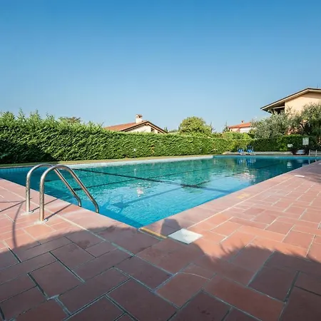 3v With Pool Bardolino