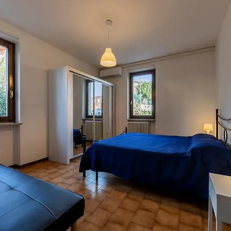 3v With Pool Apartament