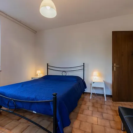 Apartament 3v With Pool