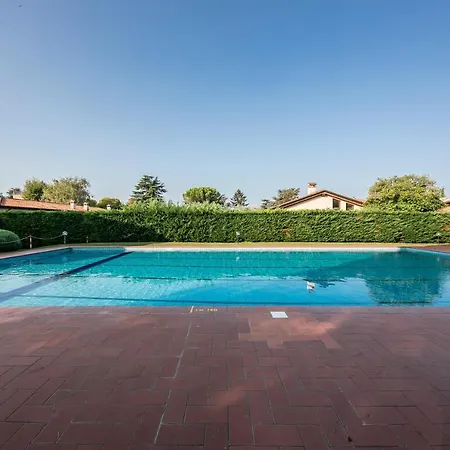 Apartament 3v With Pool