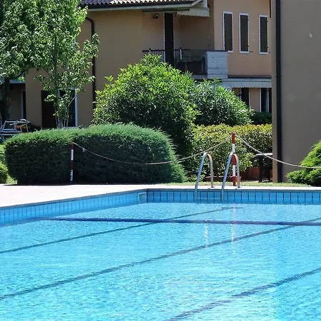 Lejlighed 3v With Pool *